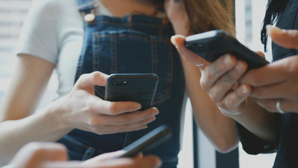 Mobiteli kod učenika: Ilustracija - 1