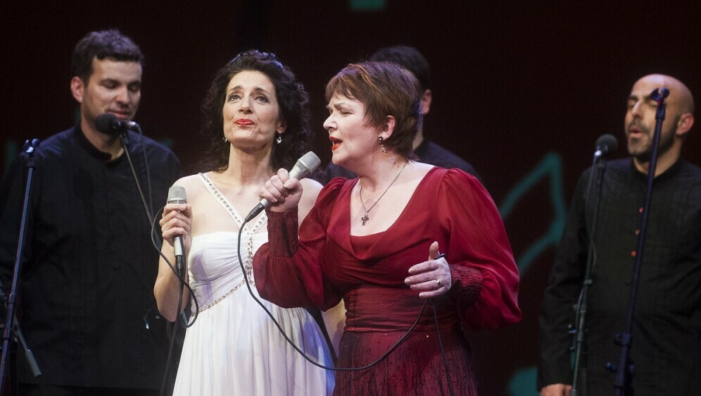 Doris Dragović, Zorica Kondža