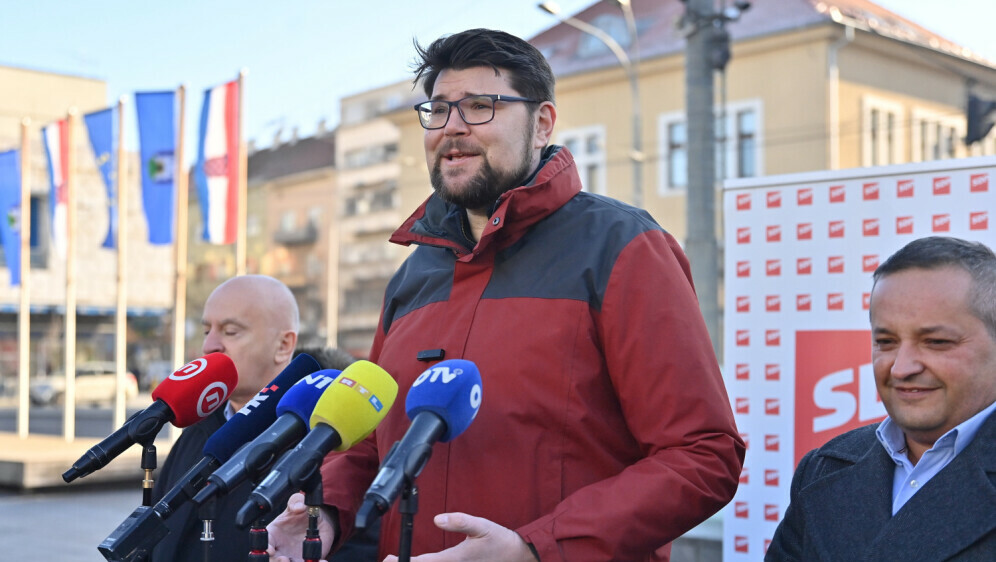 Predsjednik SDP-a Peđa Grbin na druženju s građanima - 5
