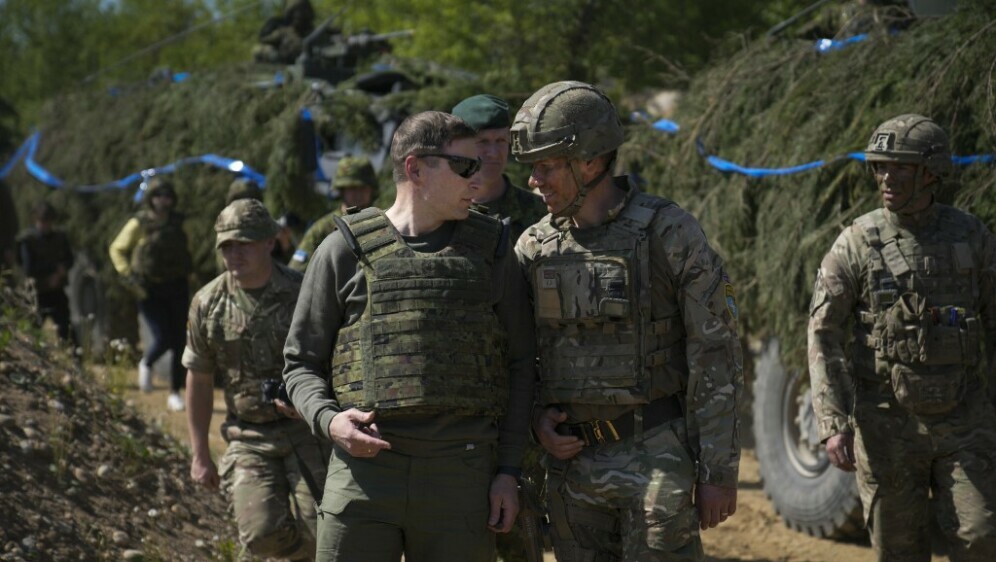 Estonski ministar obrane Hanno Pevkur u obilasku NATO-ovih vježbi u Estoniji