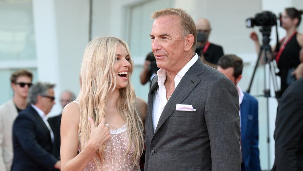 Sienna Miller i Kevin Costner na Filmskom festivalu u Veneciji