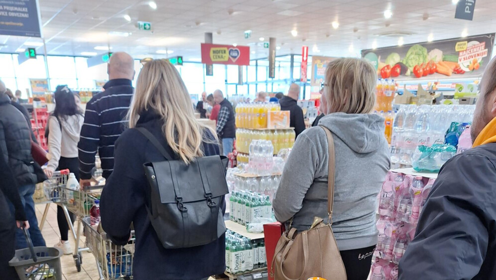 Gužva u trgovačkom centru u Brežicama - 5