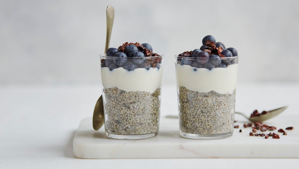 Chia puding s jogurtom bez laktoze i borovnicama