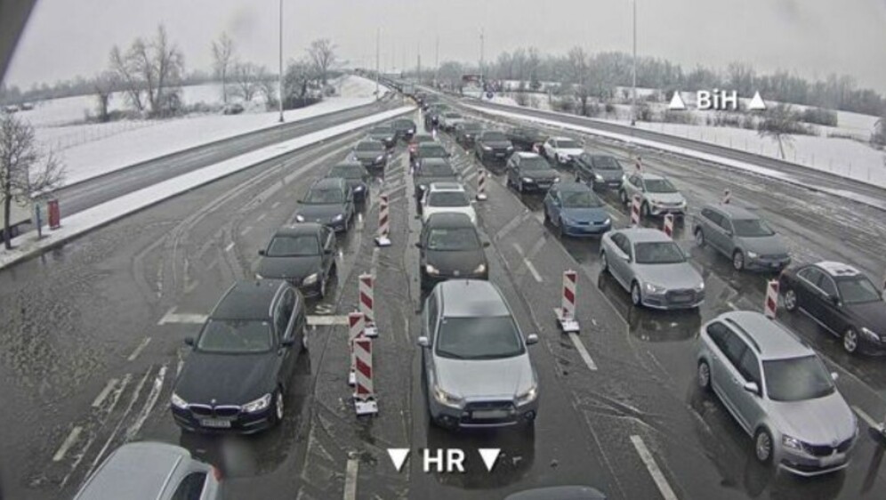 Gužva na graničnom prijelazu