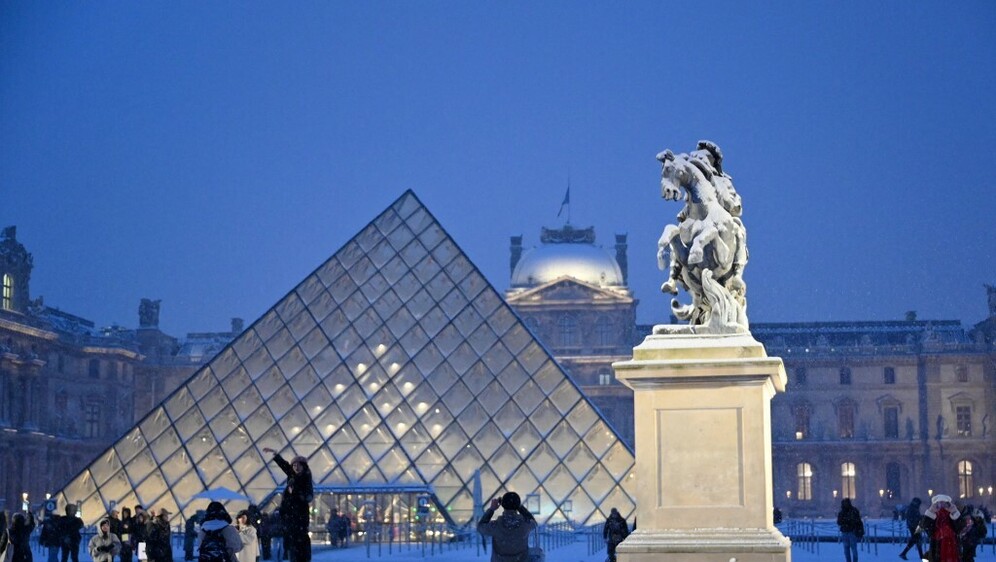 muzej Louvre u Parizu