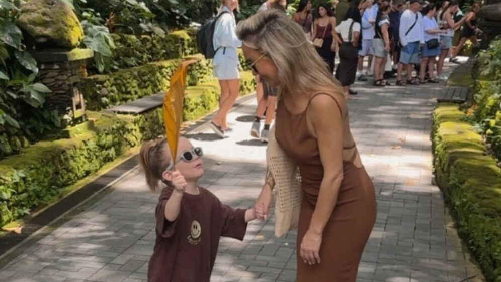 Maja Šuput, Bloom Tatarinov