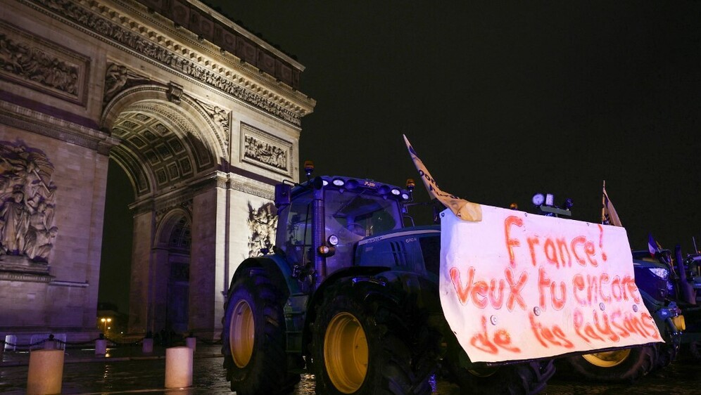Prosvjed poljoprivrednika u Parizu