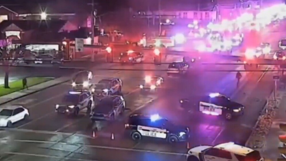 Dvoje mrtvih, šestero ranjenih u pucnjavi