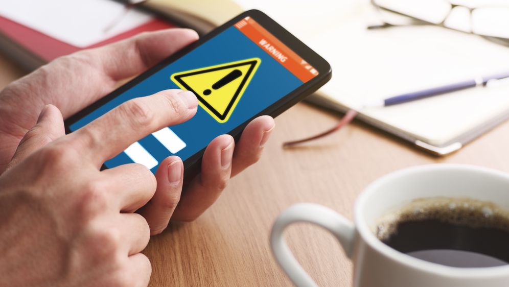 Upozorenje na pametnom telefonu, ilustracija