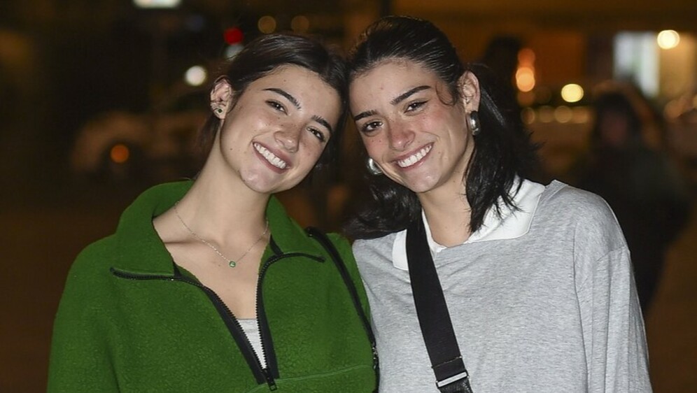 Dixie i Charli D'Amelio - 1