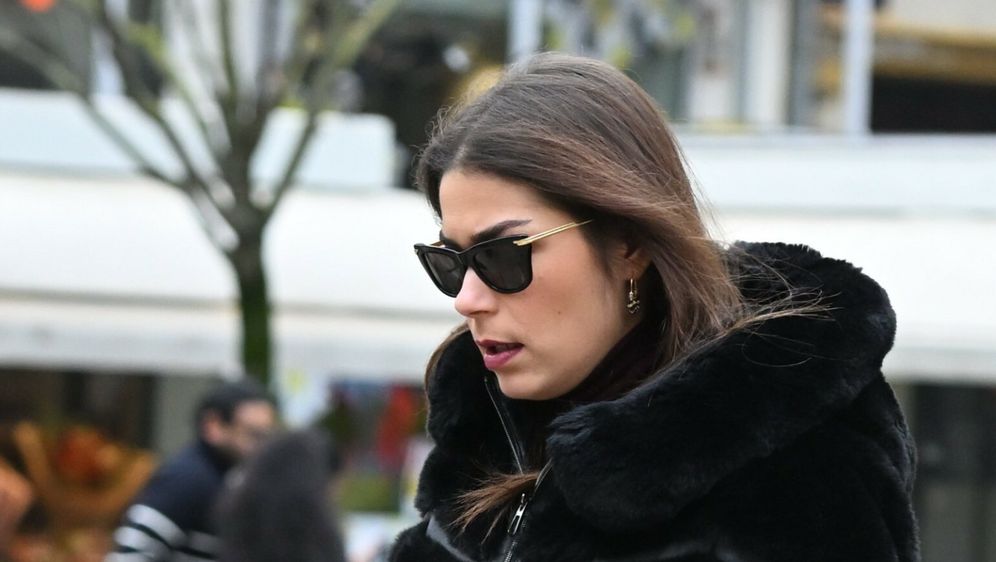 Ljepotica iz Zagreba u tajicama s efektom kože