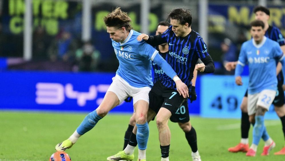 Scott McTominay i Piotr Zielinski