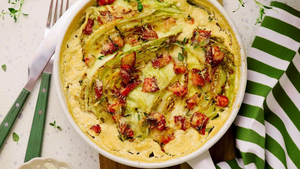 Zapečeni kupus s pancetom i sirom