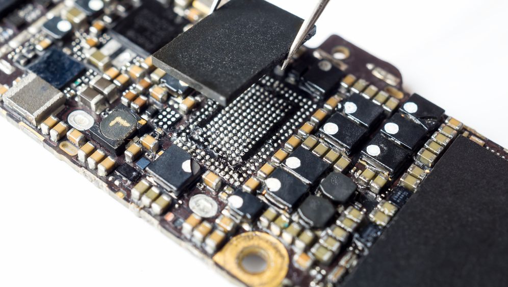 Čipovi u pametnom telefonu, ilustracija