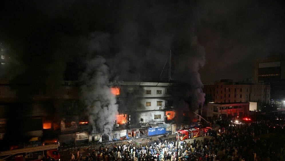 Požar u trgovačkom centru u Karačiju - 2