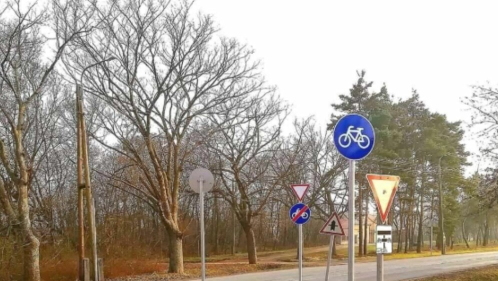 Bizarna biciklistička staza u Mađarskoj