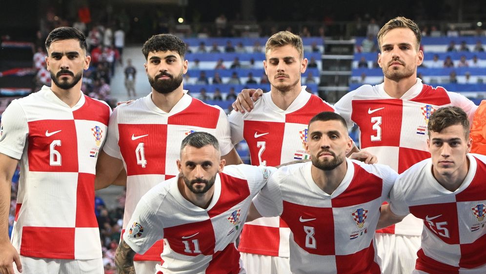 Josip Stanišić s reprezentacijom