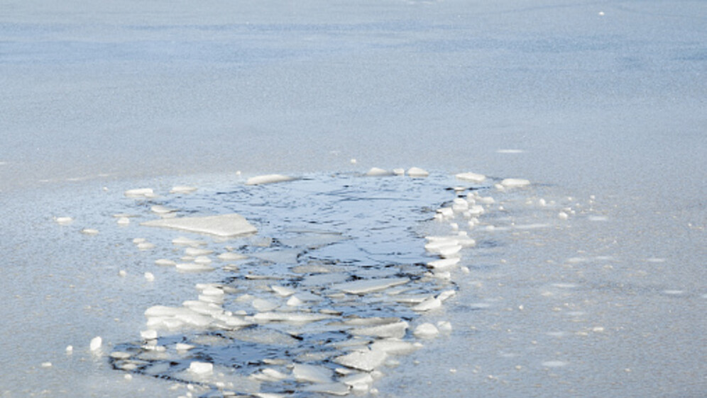 Zamrznuto jezero, ilustracija