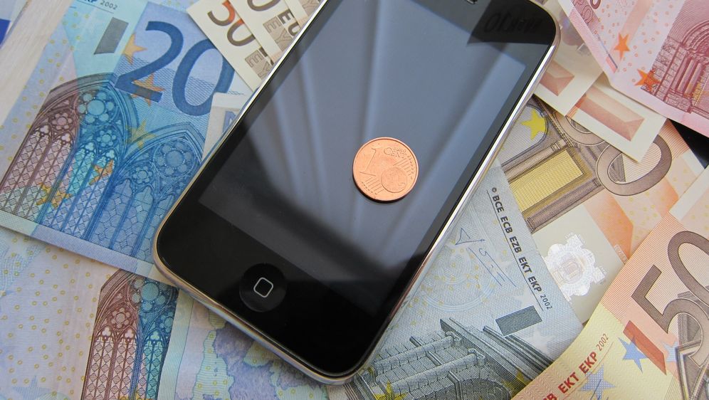 Hrvati, dobro došli u EU, uniju jeftinijeg roaminga!