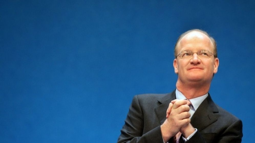 Roboti će preuzeti poslove srednje klase, smatra tako ministar sveučilišta i znanosti u Velikoj Britaniji