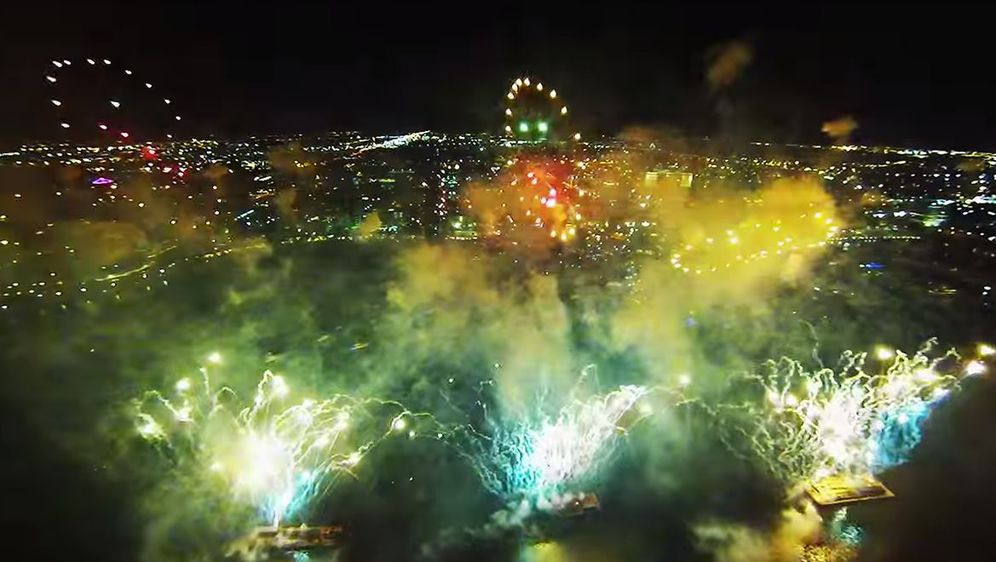Pogledajte ovaj fantastičan video vatrometa koji je sniman dronom i GoPro kamerom