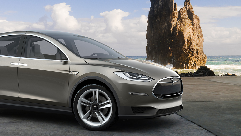 Tesla u sklopu novog nagradnog programa poklanja Model X