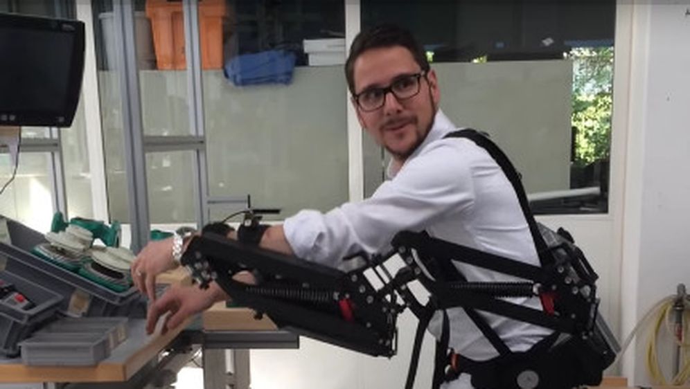 Robo-Mate: Ljudski mozak, snaga robota!