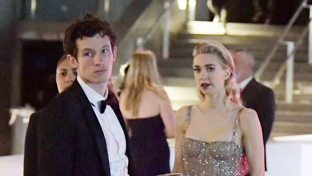 Callum Turner Vanessa Kirby (Foto: Profimedia)