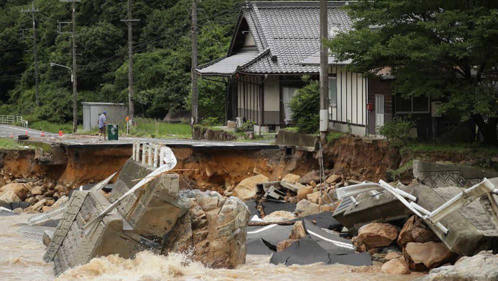 Poplave u Japanu (Foto: AFP)