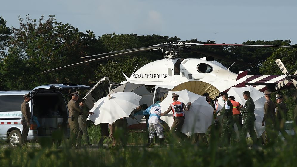 Spašavanje dječaka na Tajlandu (Foto: AFP)