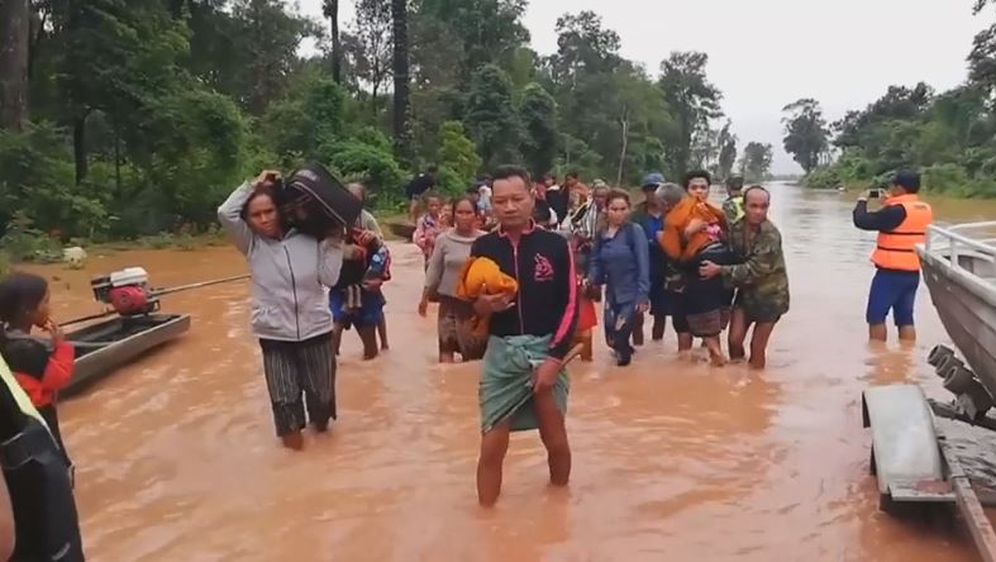 Poplave u Laosu (Foto: screenshot/Reuters)