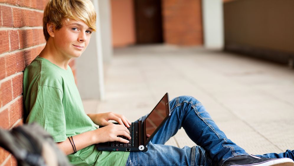 Mladi Osječani masovno su ove godine prijavljivali upis u srednju školu za tehničara računalstva (Foto: Getty Images)