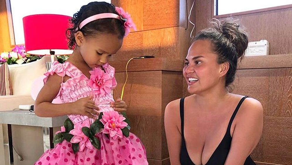 Chrissy Teigen (Foto: Instagram)