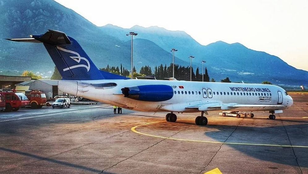 Avion Montenegro Airlinesa (Foto: Twitter/Montenegro Airlinesa)
