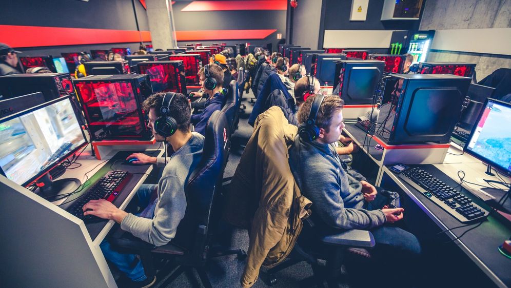 Friendly Fire esport arena