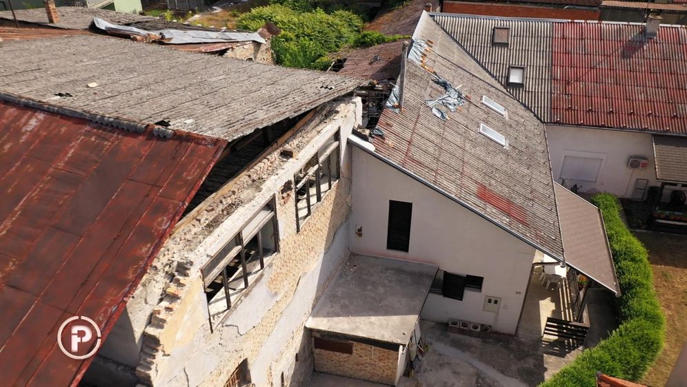 Sisak: Zbog opasnosti od zaštićene zgrade u ruševnom stanju ne mogu živjeti u svojim domovima - 4