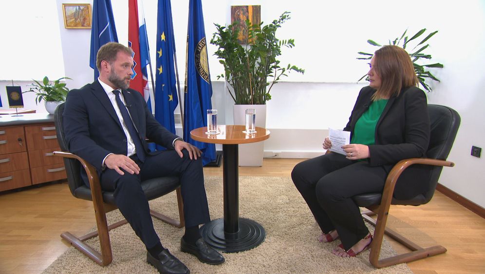Ministar obrane Mario Banožić i Ivana Pezo Moskaljov - 2