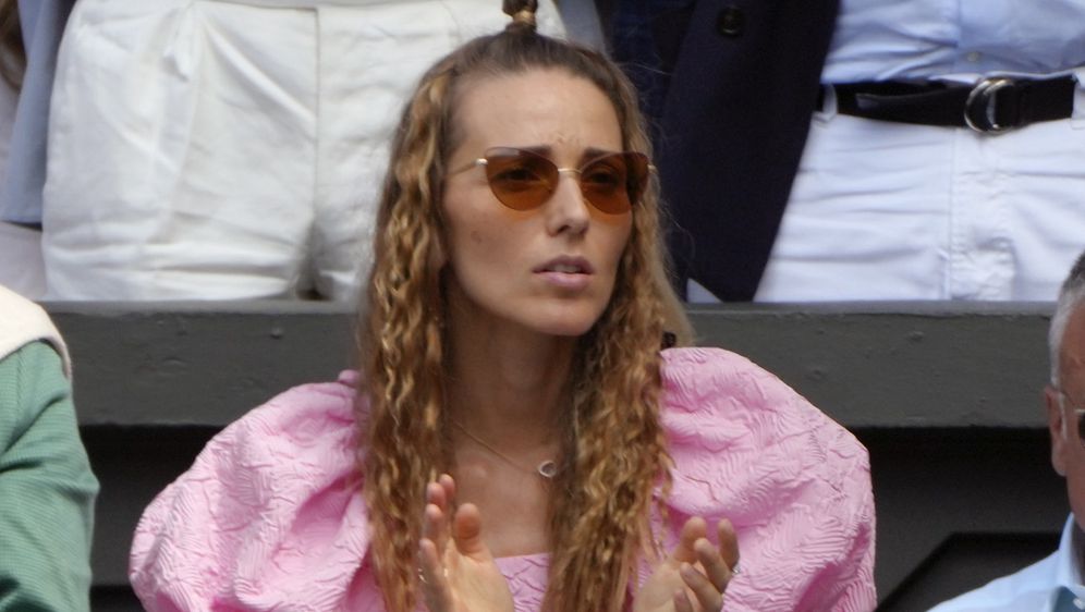 Jelena Đoković na Wimbledonu u kratkoj haljini brenda Cecilie Bahnsen - 6