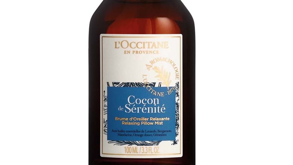 L'Occitane Cocon de Sérénité opuštajuća maglica s mirisom lavande, cvijetova naranče i listića mente, 160,60 kn