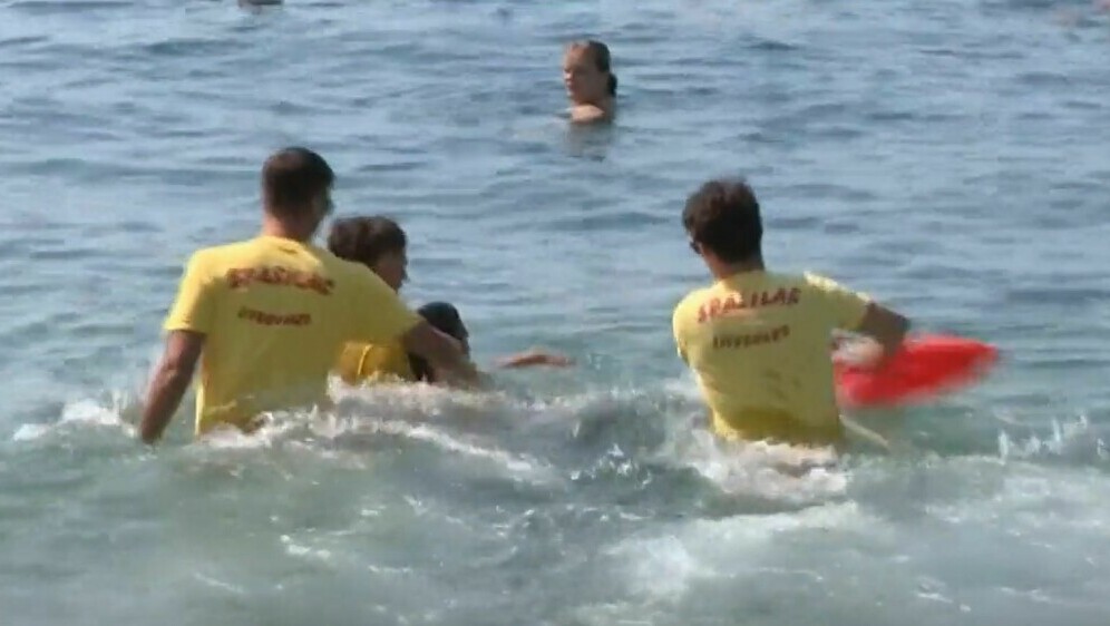 Spašavanje na plaži - 1