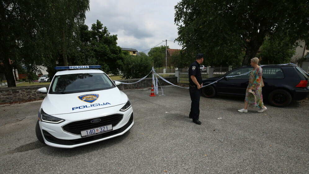 Muškarac bombom raznio ženu i sebe - 6