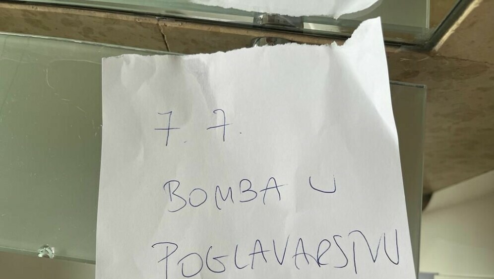 Bomba u Poglavarstvu u Zagrebu