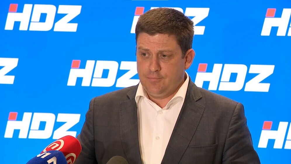 Oleg Butković - 3