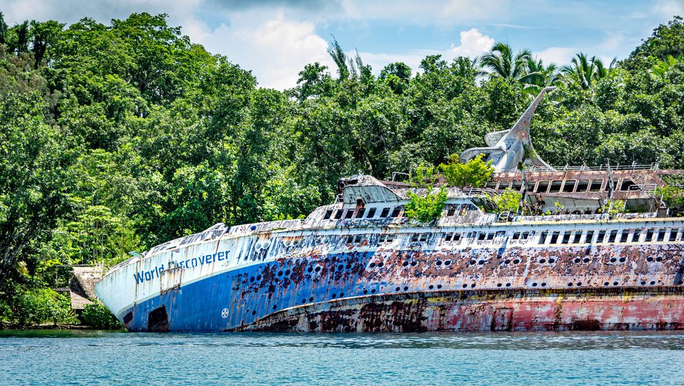 Olupina broda World Discoverer kod Salomonovih otoka
