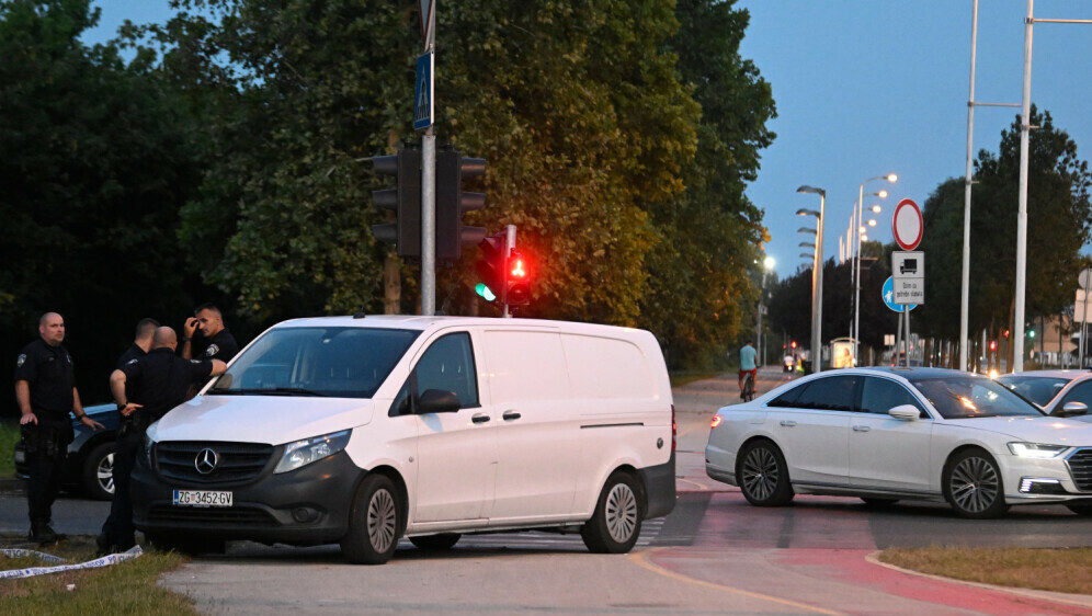 U blizini poduzeća, zaštitar je upotrijebio vatreno oružje