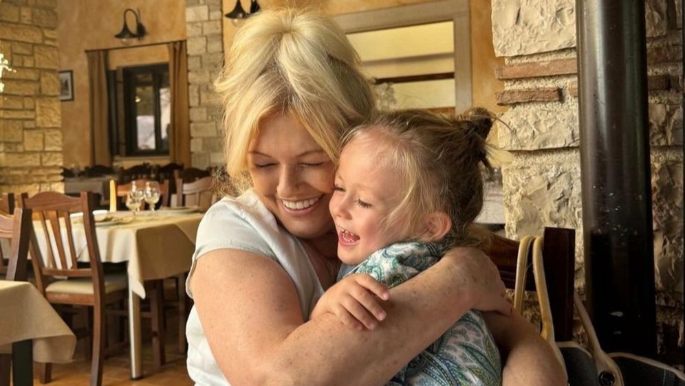 Bloom u zagrljaju bake Danice