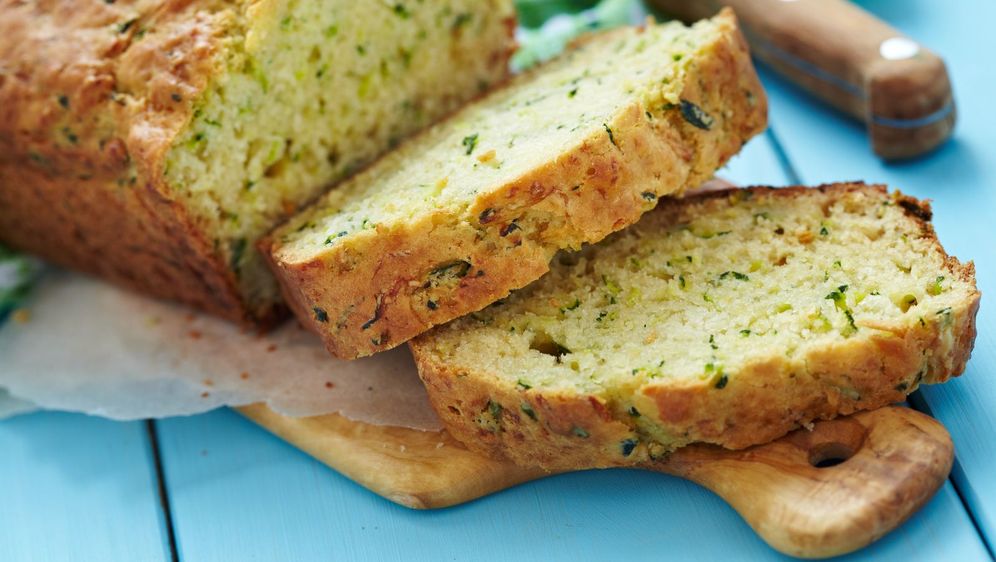 Slani kolač s tikvicama i parmezanom