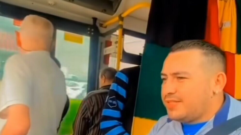 Vozač autobusa