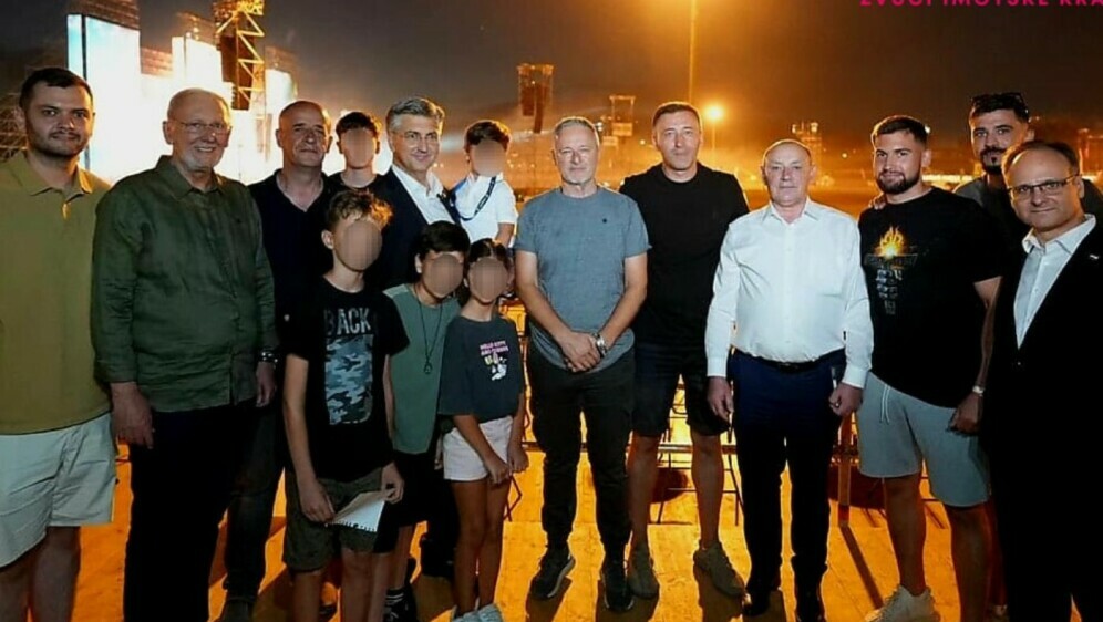 Marko Perković Thompson i Andrej Plenković s djecom