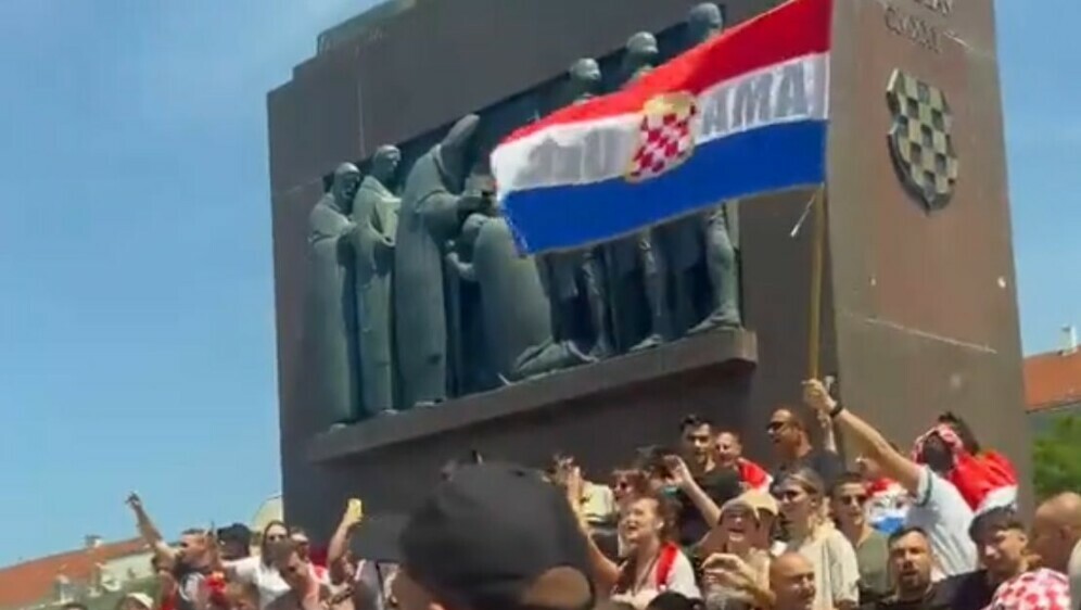 Pjevanje ispod Tomislava